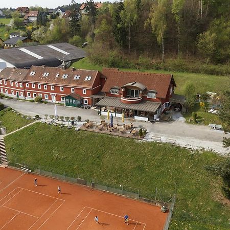 Hotel & Tennis Riederhof Mantscha Luaran gambar